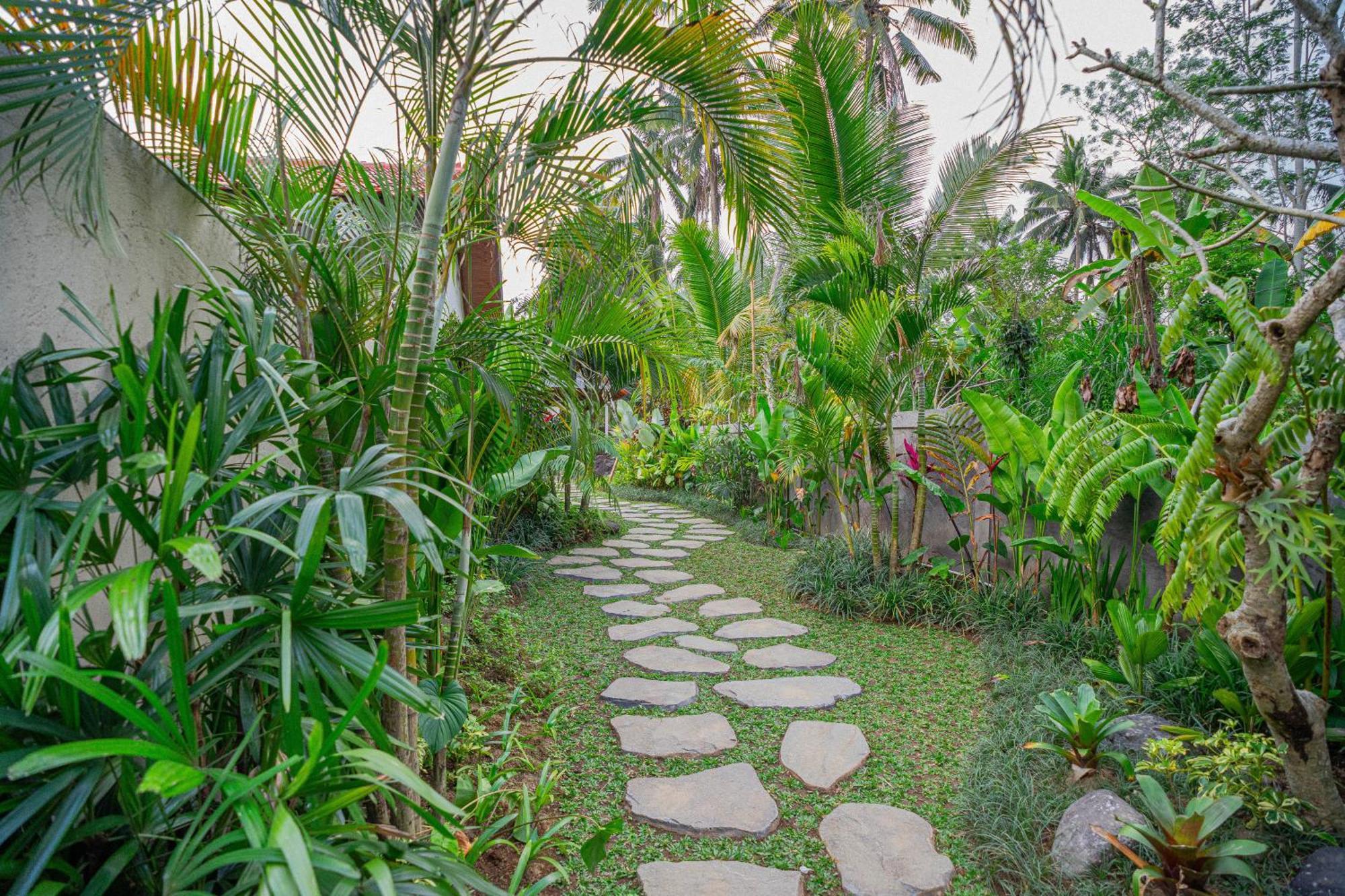 Puri Kurnia Ayu Hotel Ubud  Exterior photo
